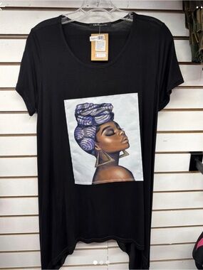 OUR Collection Graphic Handkerchief
Hem Tunic Top - Black